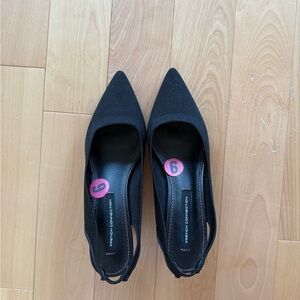 BACK HEELS SLEEK POINTED-TOE SIZE 6